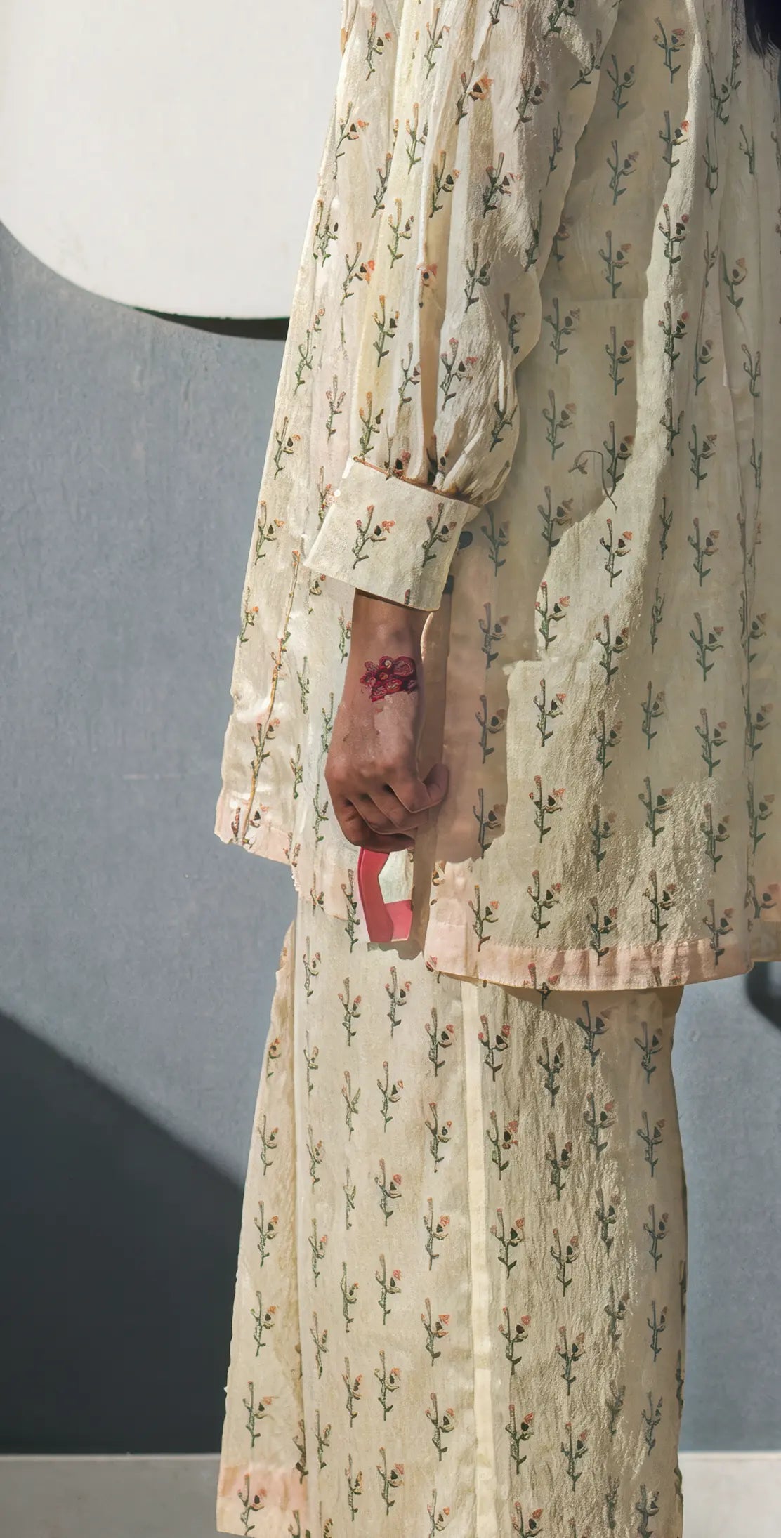 Sufaid Digital Lawn - Stitched 2 pc