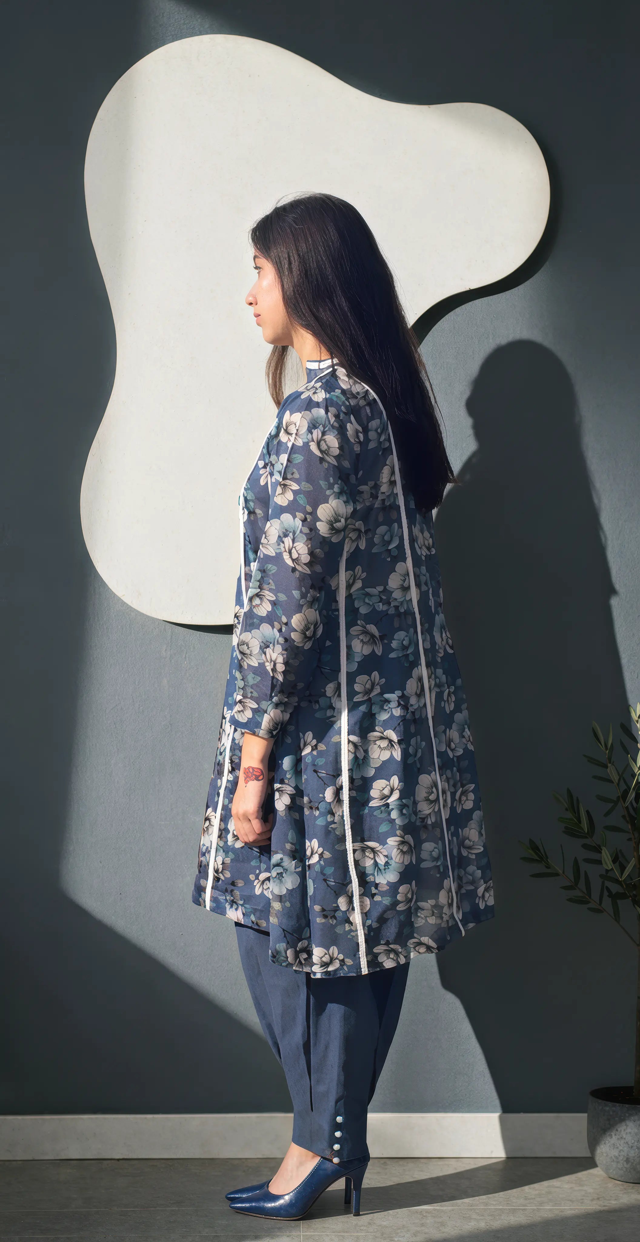 Sufaid Digital Lawn - Stitched 2 pc
